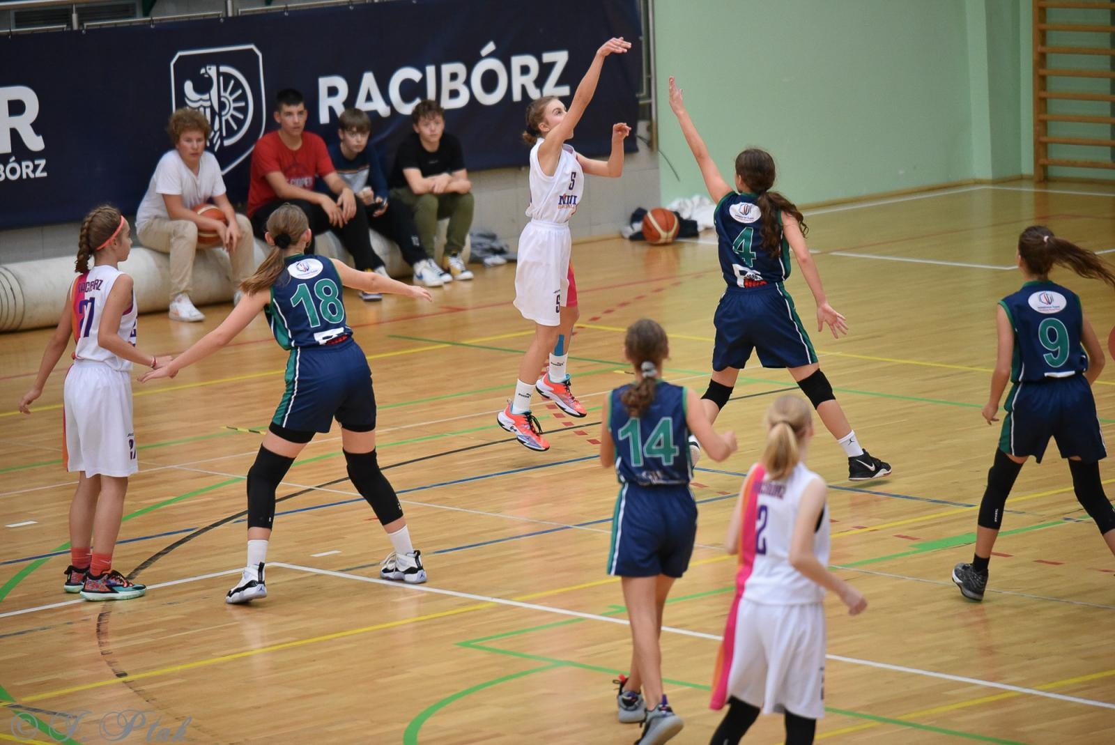Zdjęcie w galerii na portalu naszraciborz.pl: Młode koszykarki rywalizowały o puchar starosty [FOTO] wiadomości z regionu