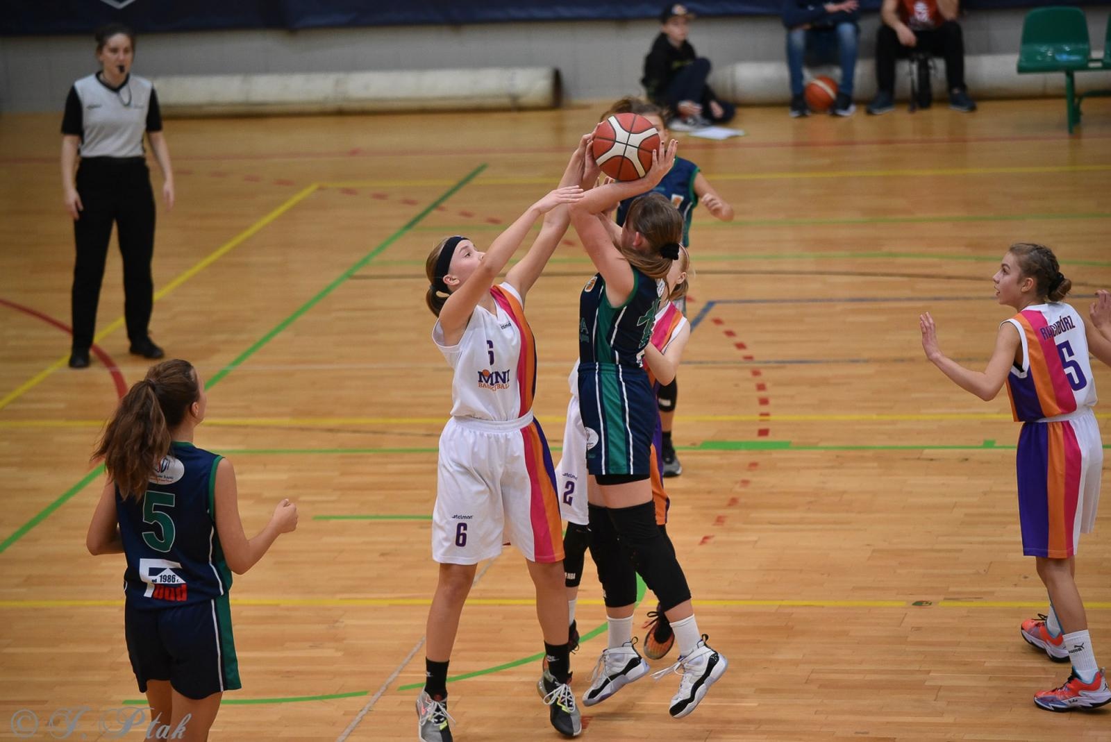 Zdjęcie w galerii na portalu naszraciborz.pl: Młode koszykarki rywalizowały o puchar starosty [FOTO] wiadomości z regionu