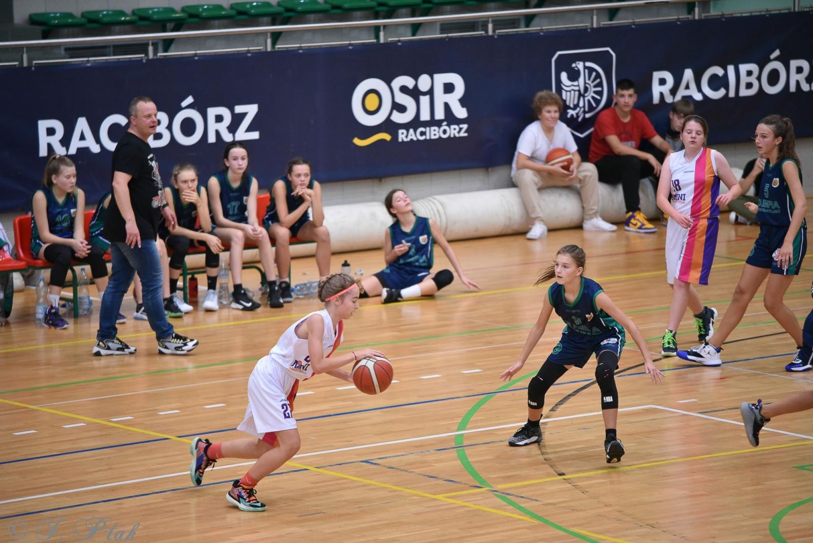 Zdjęcie w galerii na portalu naszraciborz.pl: Młode koszykarki rywalizowały o puchar starosty [FOTO] wiadomości z regionu