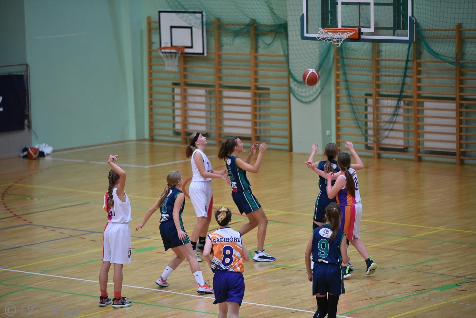 Zdjęcie w galerii na portalu naszraciborz.pl: Młode koszykarki rywalizowały o puchar starosty [FOTO] wiadomości z regionu