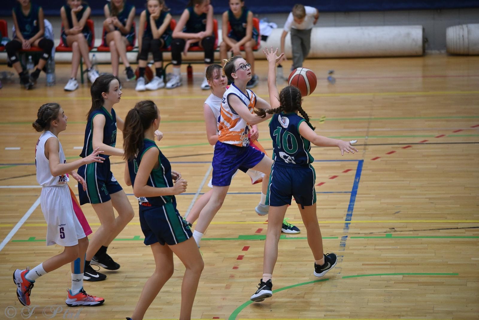 Zdjęcie w galerii na portalu naszraciborz.pl: Młode koszykarki rywalizowały o puchar starosty [FOTO] wiadomości z regionu