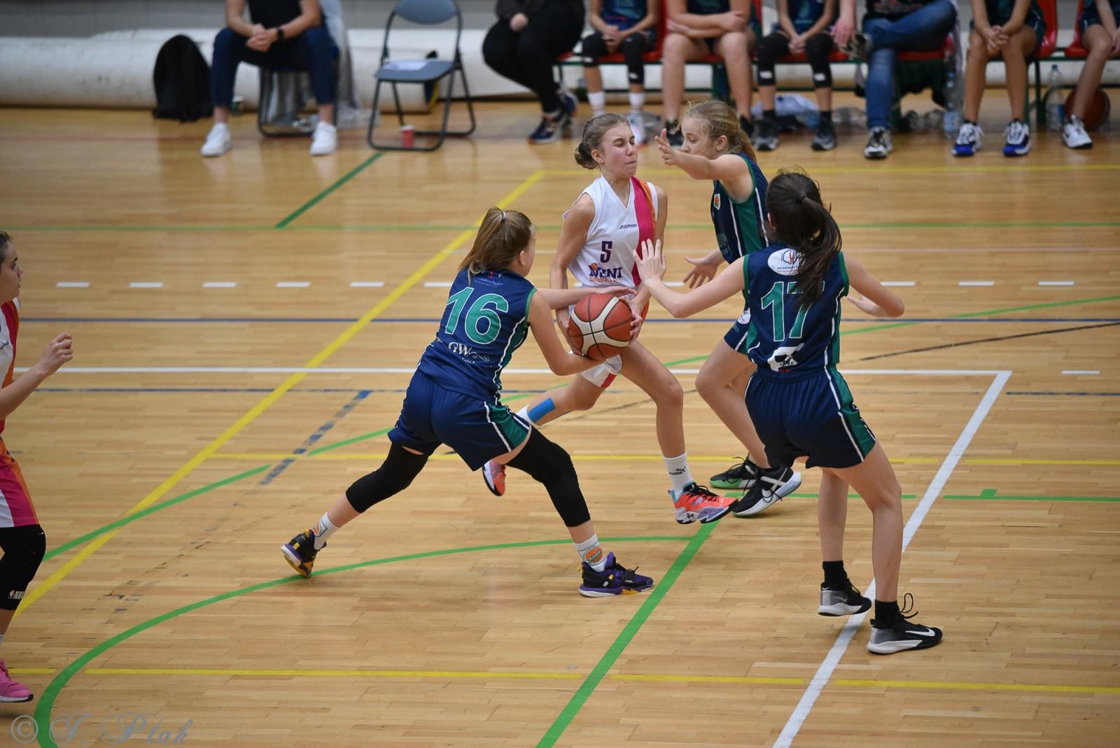 Zdjęcie w galerii na portalu naszraciborz.pl: Młode koszykarki rywalizowały o puchar starosty [FOTO] wiadomości z regionu