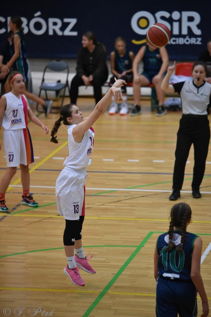 Zdjęcie w galerii na portalu naszraciborz.pl: Młode koszykarki rywalizowały o puchar starosty [FOTO] wiadomości z regionu