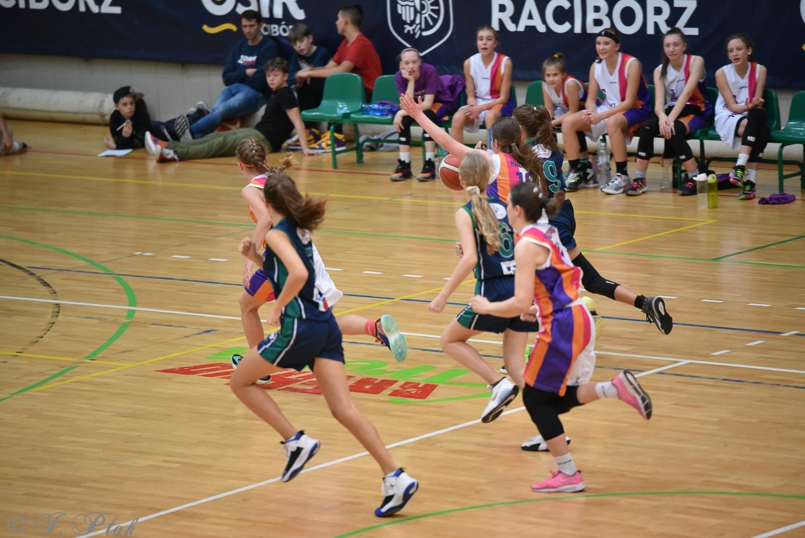 Zdjęcie w galerii na portalu naszraciborz.pl: Młode koszykarki rywalizowały o puchar starosty [FOTO] wiadomości z regionu