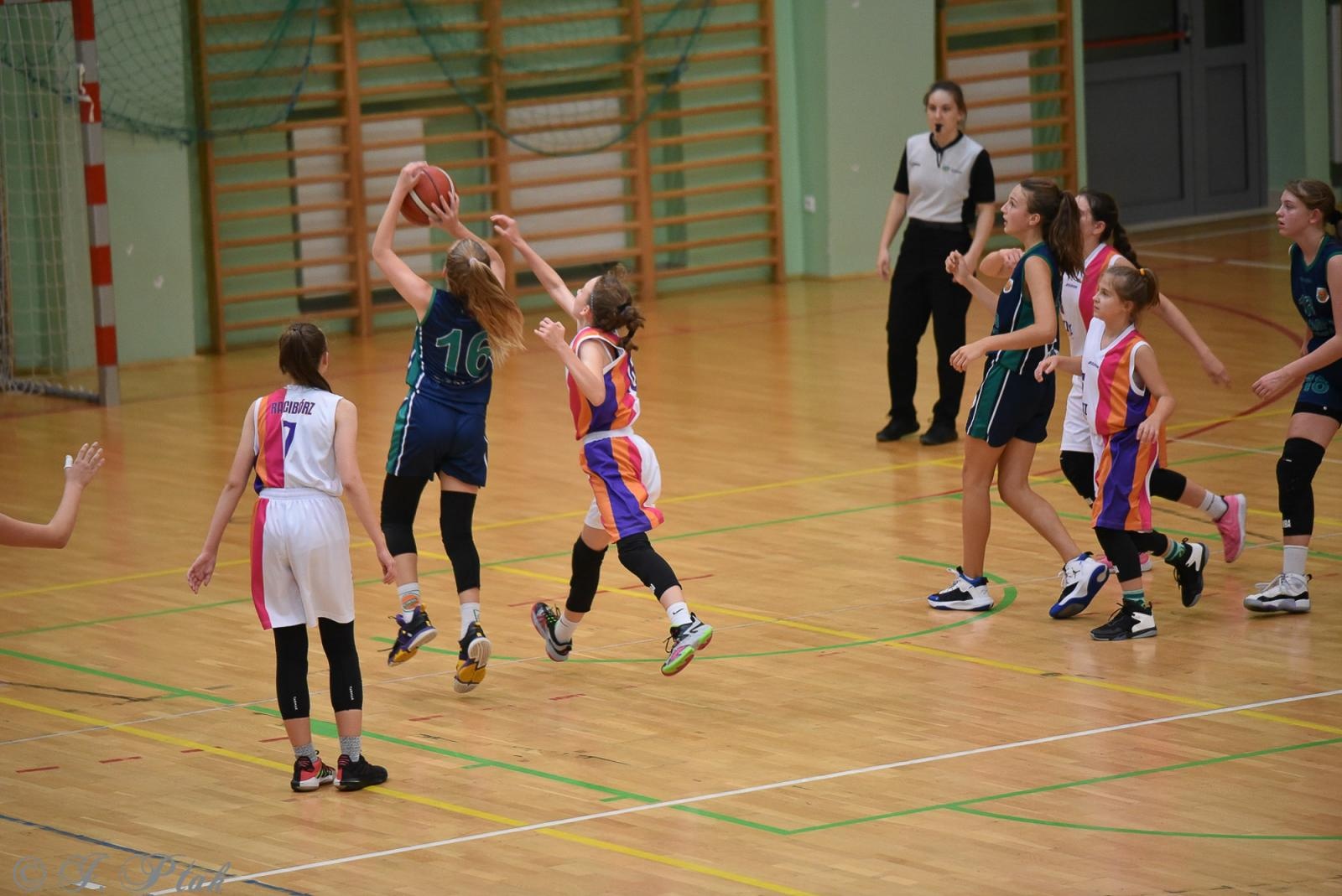 Zdjęcie w galerii na portalu naszraciborz.pl: Młode koszykarki rywalizowały o puchar starosty [FOTO] wiadomości z regionu