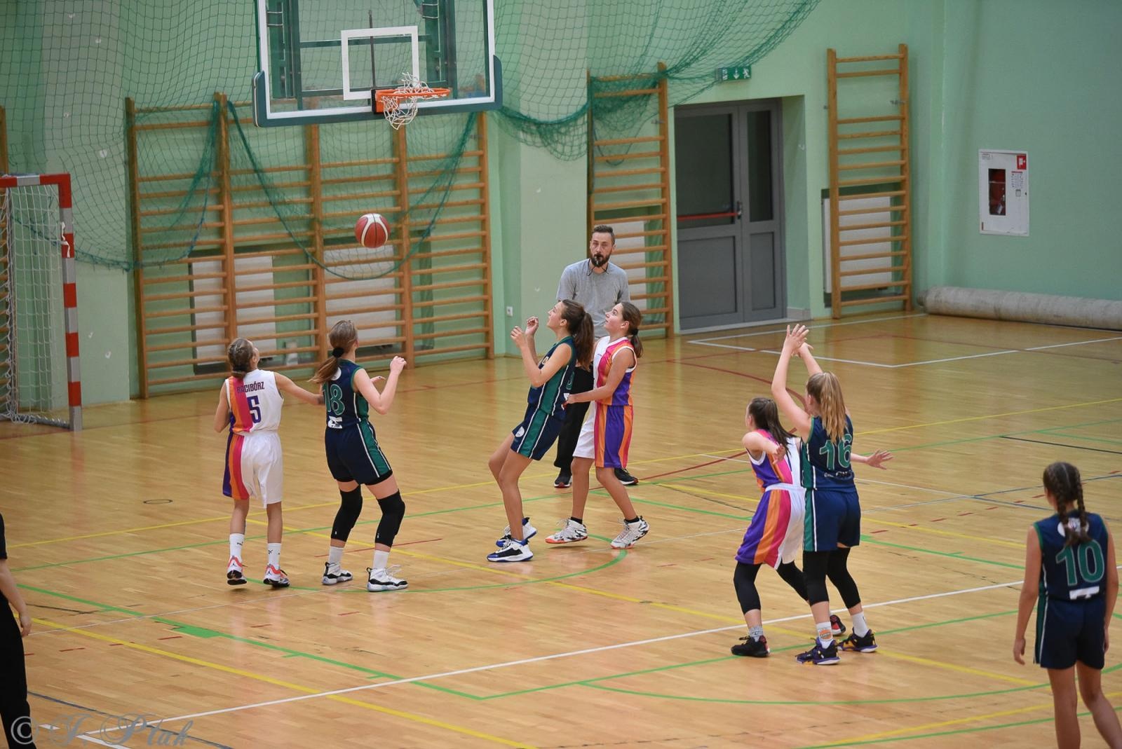 Zdjęcie w galerii na portalu naszraciborz.pl: Młode koszykarki rywalizowały o puchar starosty [FOTO] wiadomości z regionu