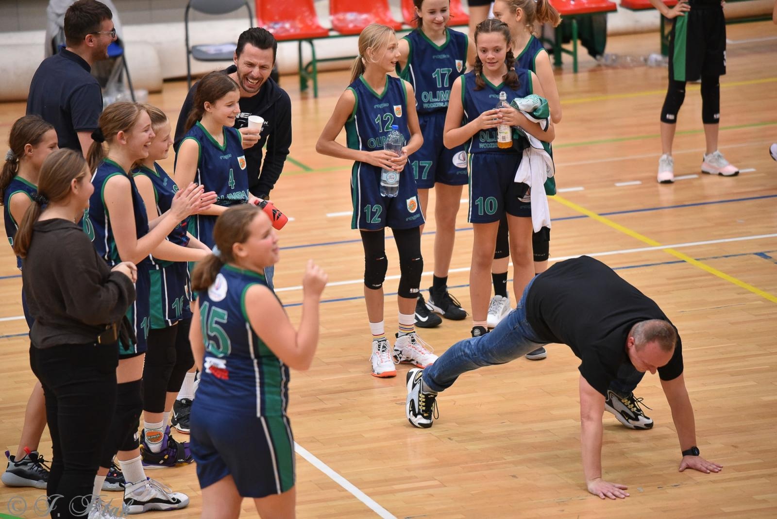 Zdjęcie w galerii na portalu naszraciborz.pl: Młode koszykarki rywalizowały o puchar starosty [FOTO] wiadomości z regionu