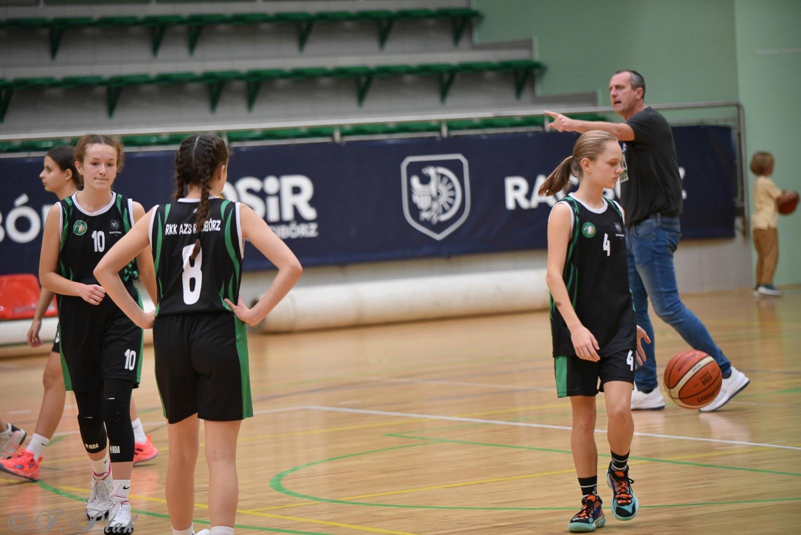 Zdjęcie w galerii na portalu naszraciborz.pl: Młode koszykarki rywalizowały o puchar starosty [FOTO] wiadomości z regionu
