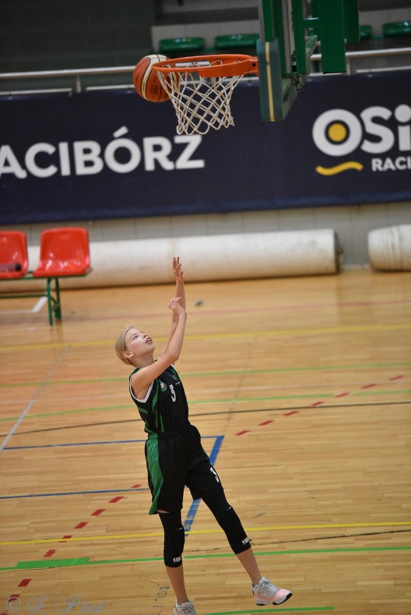 Zdjęcie w galerii na portalu naszraciborz.pl: Młode koszykarki rywalizowały o puchar starosty [FOTO] wiadomości z regionu