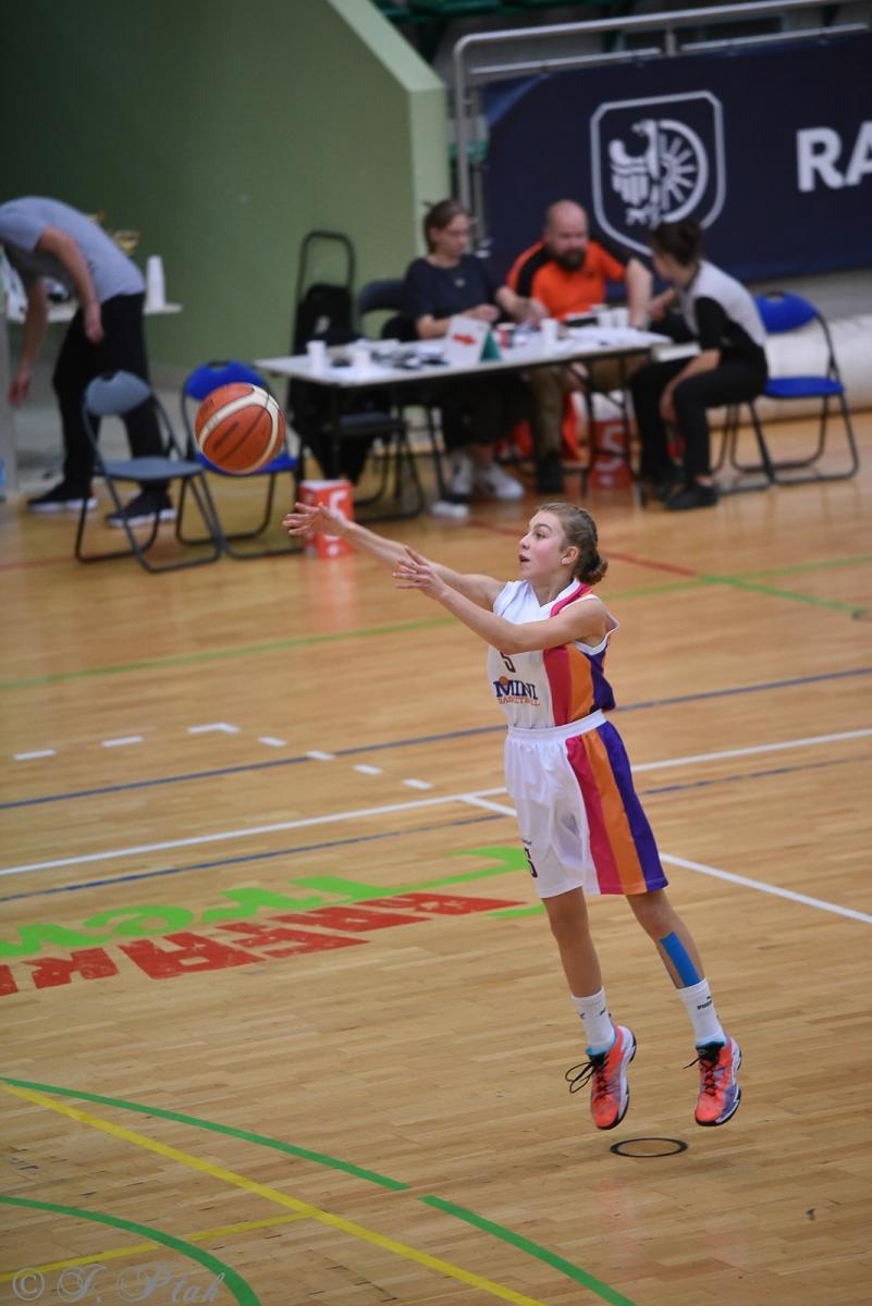 Zdjęcie w galerii na portalu naszraciborz.pl: Młode koszykarki rywalizowały o puchar starosty [FOTO] wiadomości z regionu