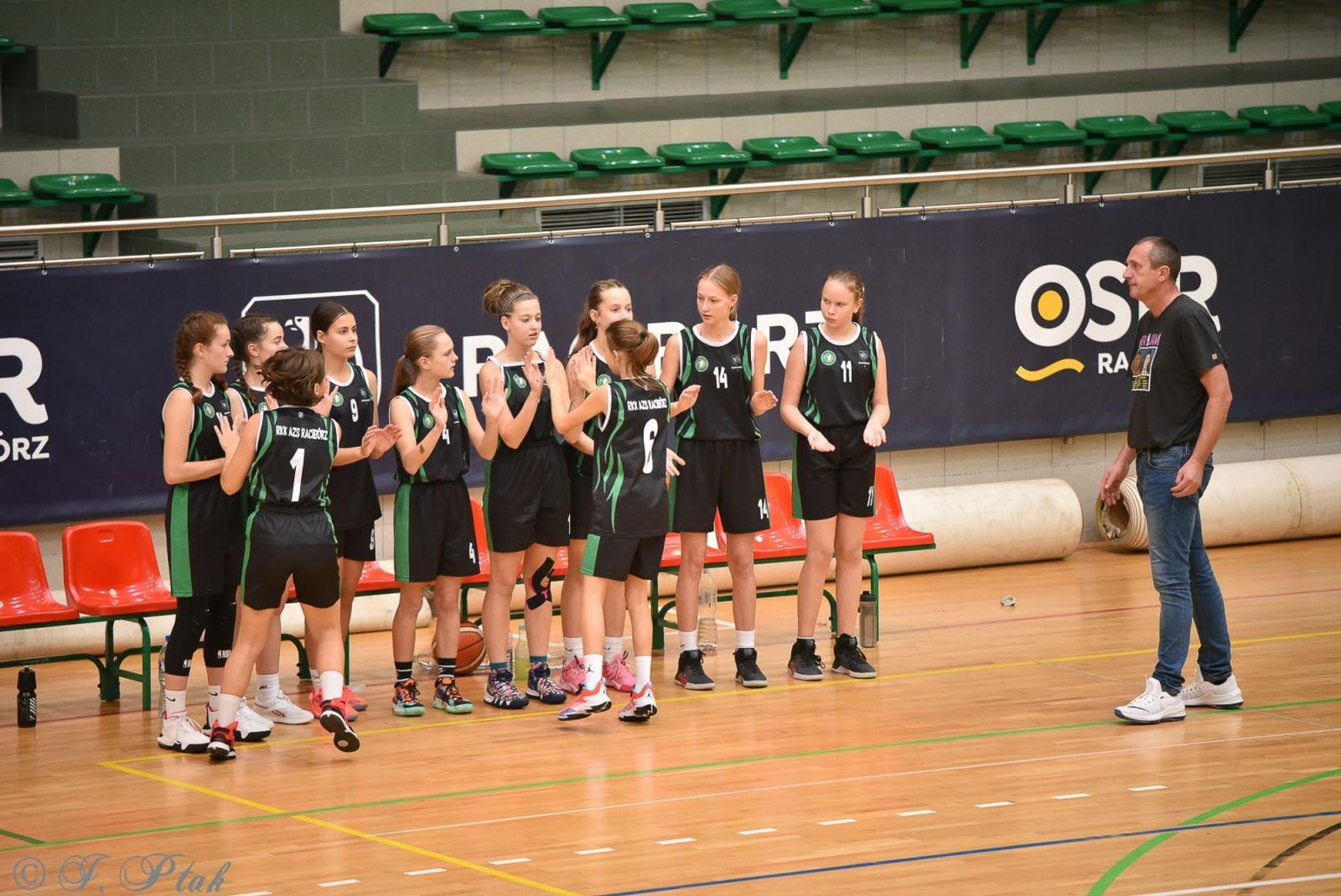 Zdjęcie w galerii na portalu naszraciborz.pl: Młode koszykarki rywalizowały o puchar starosty [FOTO] wiadomości z regionu