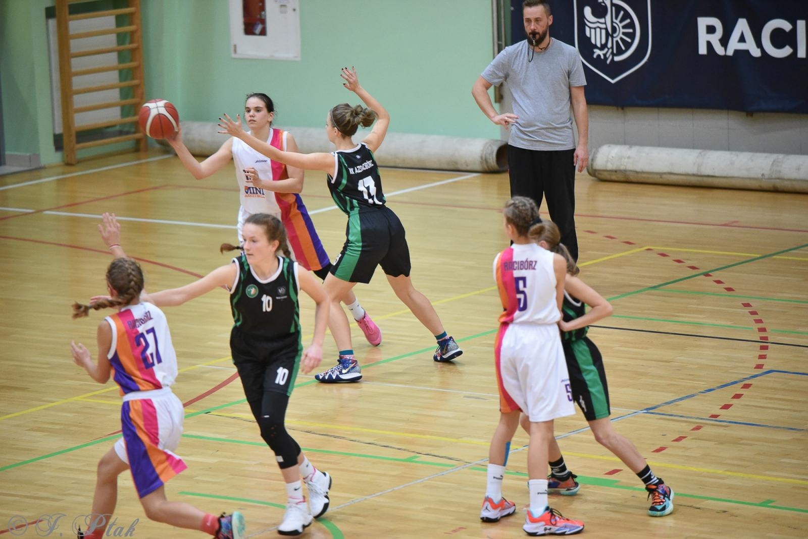 Zdjęcie w galerii na portalu naszraciborz.pl: Młode koszykarki rywalizowały o puchar starosty [FOTO] wiadomości z regionu
