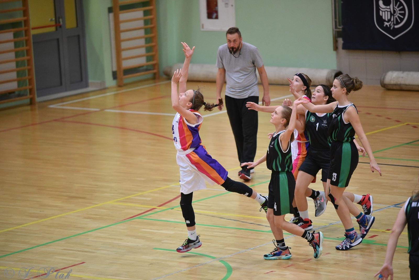 Zdjęcie w galerii na portalu naszraciborz.pl: Młode koszykarki rywalizowały o puchar starosty [FOTO] wiadomości z regionu