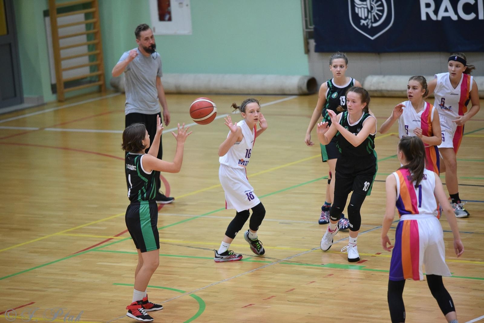 Zdjęcie w galerii na portalu naszraciborz.pl: Młode koszykarki rywalizowały o puchar starosty [FOTO] wiadomości z regionu