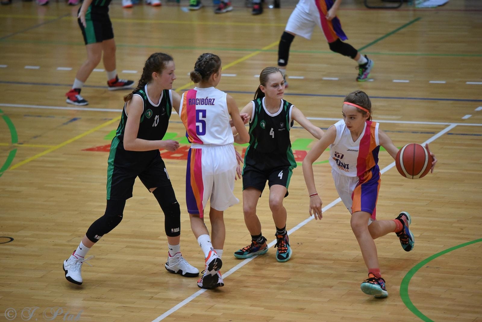 Zdjęcie w galerii na portalu naszraciborz.pl: Młode koszykarki rywalizowały o puchar starosty [FOTO] wiadomości z regionu