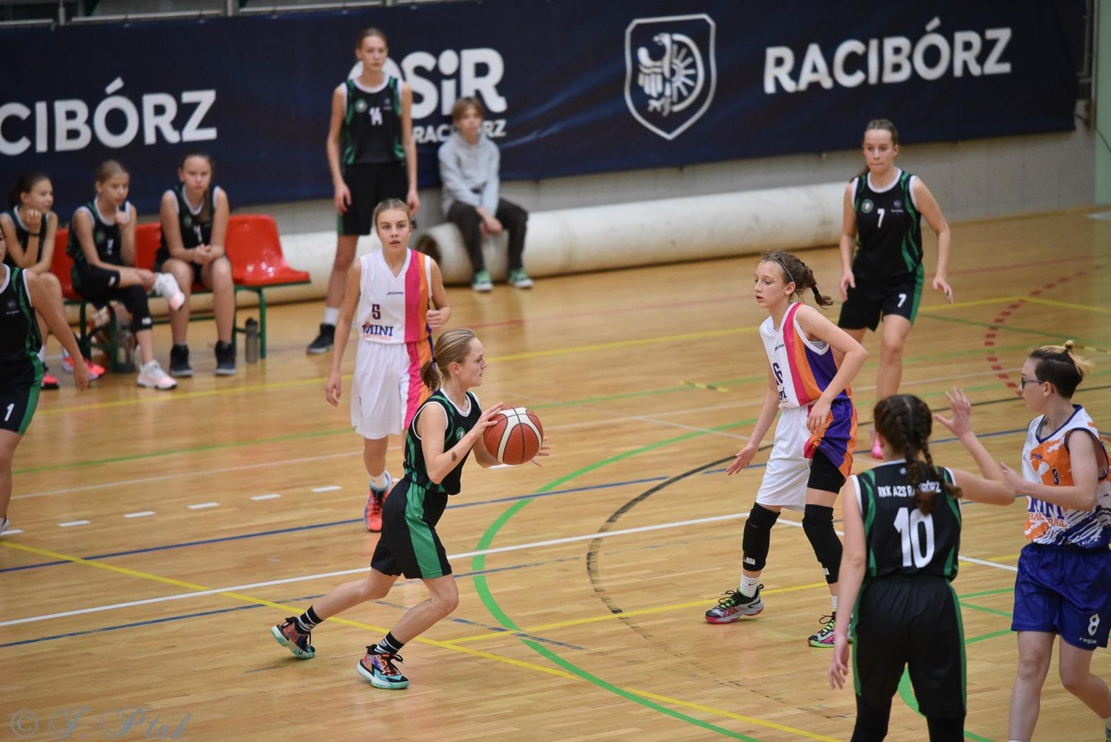 Zdjęcie w galerii na portalu naszraciborz.pl: Młode koszykarki rywalizowały o puchar starosty [FOTO] wiadomości z regionu