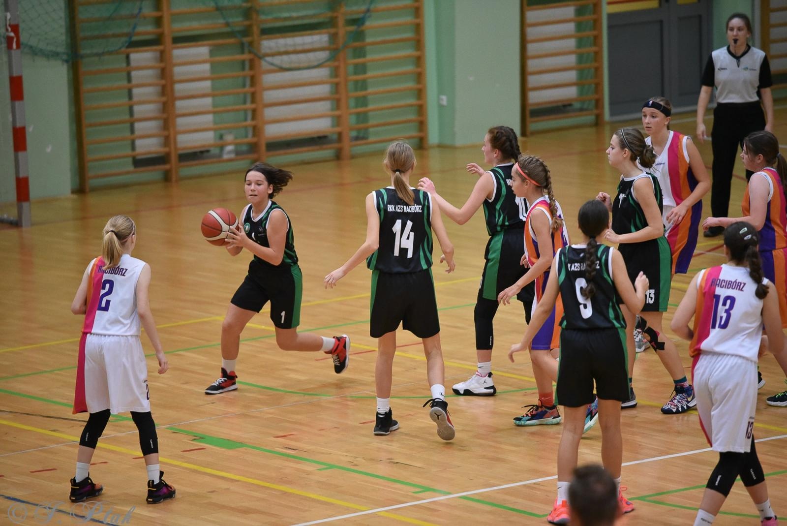 Zdjęcie w galerii na portalu naszraciborz.pl: Młode koszykarki rywalizowały o puchar starosty [FOTO] wiadomości z regionu