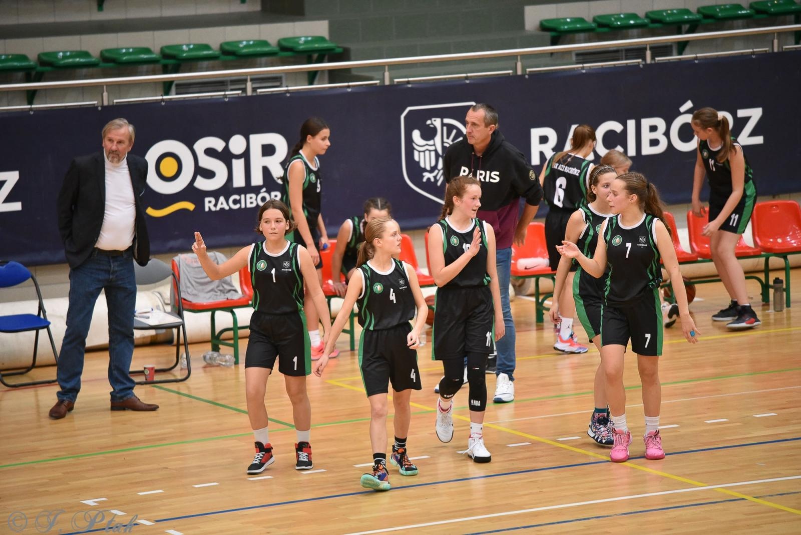 Zdjęcie w galerii na portalu naszraciborz.pl: Młode koszykarki rywalizowały o puchar starosty [FOTO] wiadomości z regionu