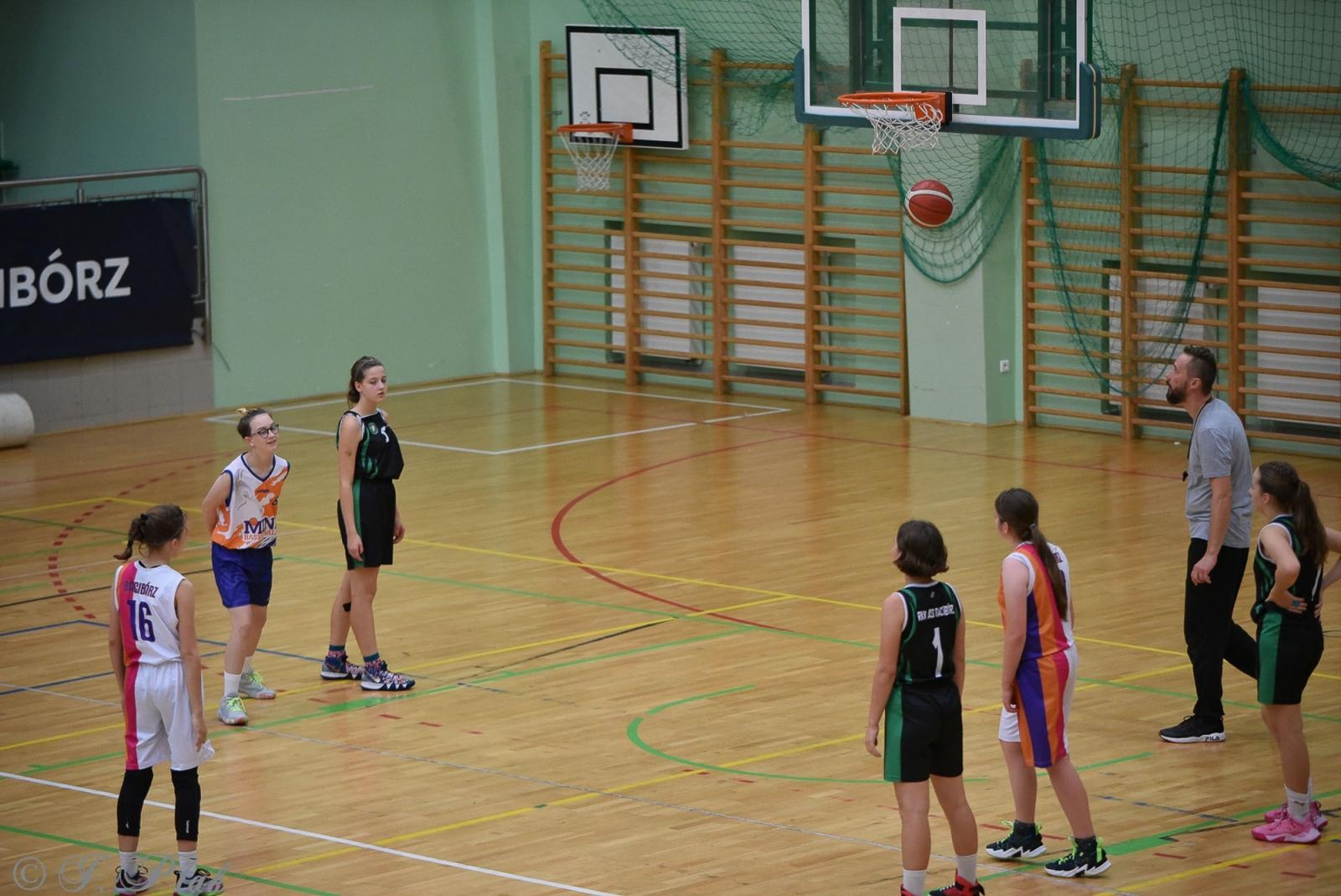 Zdjęcie w galerii na portalu naszraciborz.pl: Młode koszykarki rywalizowały o puchar starosty [FOTO] wiadomości z regionu