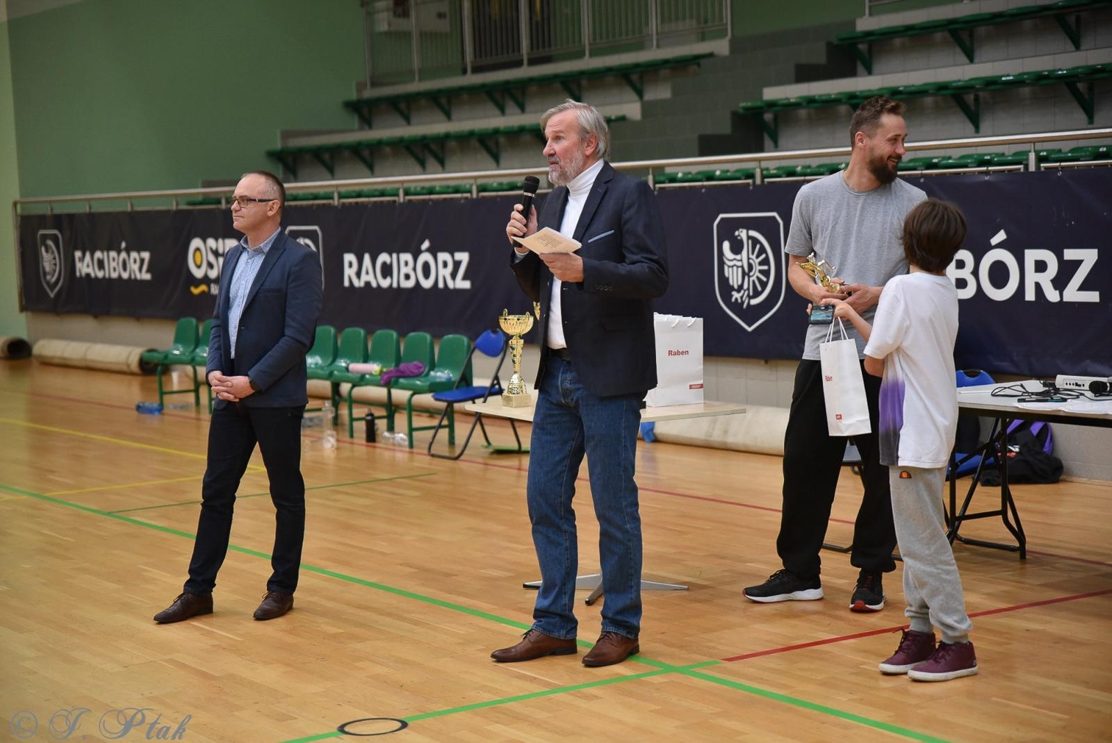 Zdjęcie w galerii na portalu naszraciborz.pl: Młode koszykarki rywalizowały o puchar starosty [FOTO] wiadomości z regionu