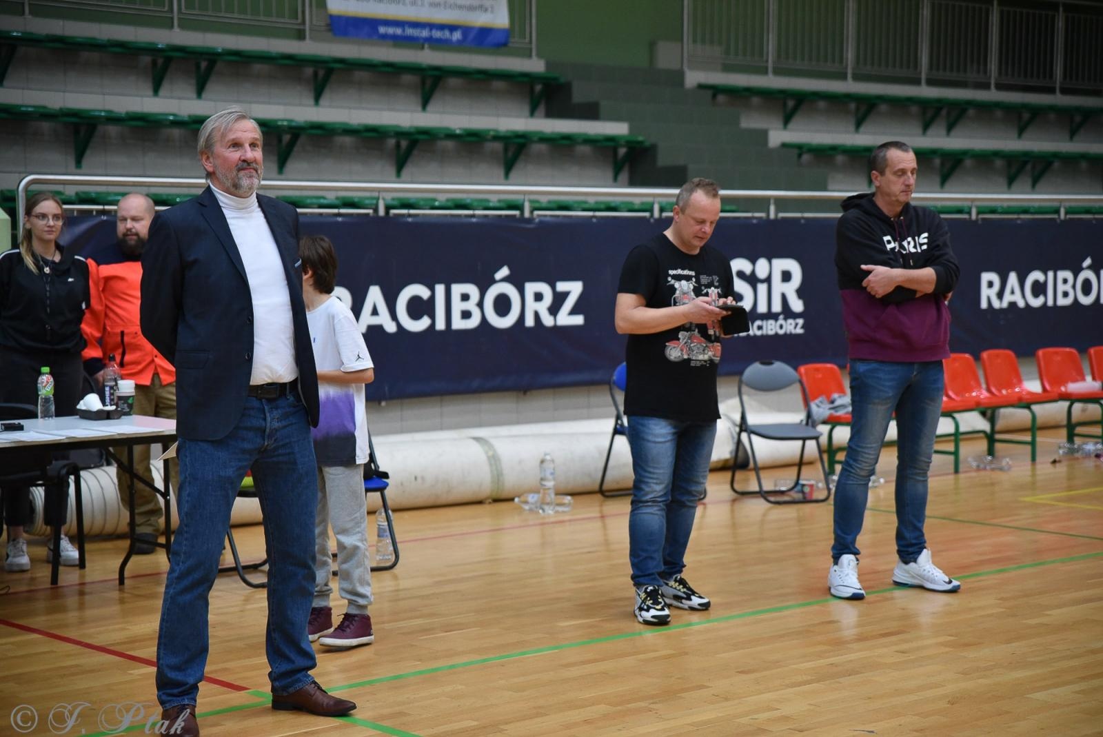 Zdjęcie w galerii na portalu naszraciborz.pl: Młode koszykarki rywalizowały o puchar starosty [FOTO] wiadomości z regionu