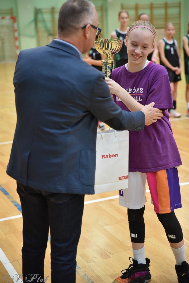 Zdjęcie w galerii na portalu naszraciborz.pl: Młode koszykarki rywalizowały o puchar starosty [FOTO] wiadomości z regionu