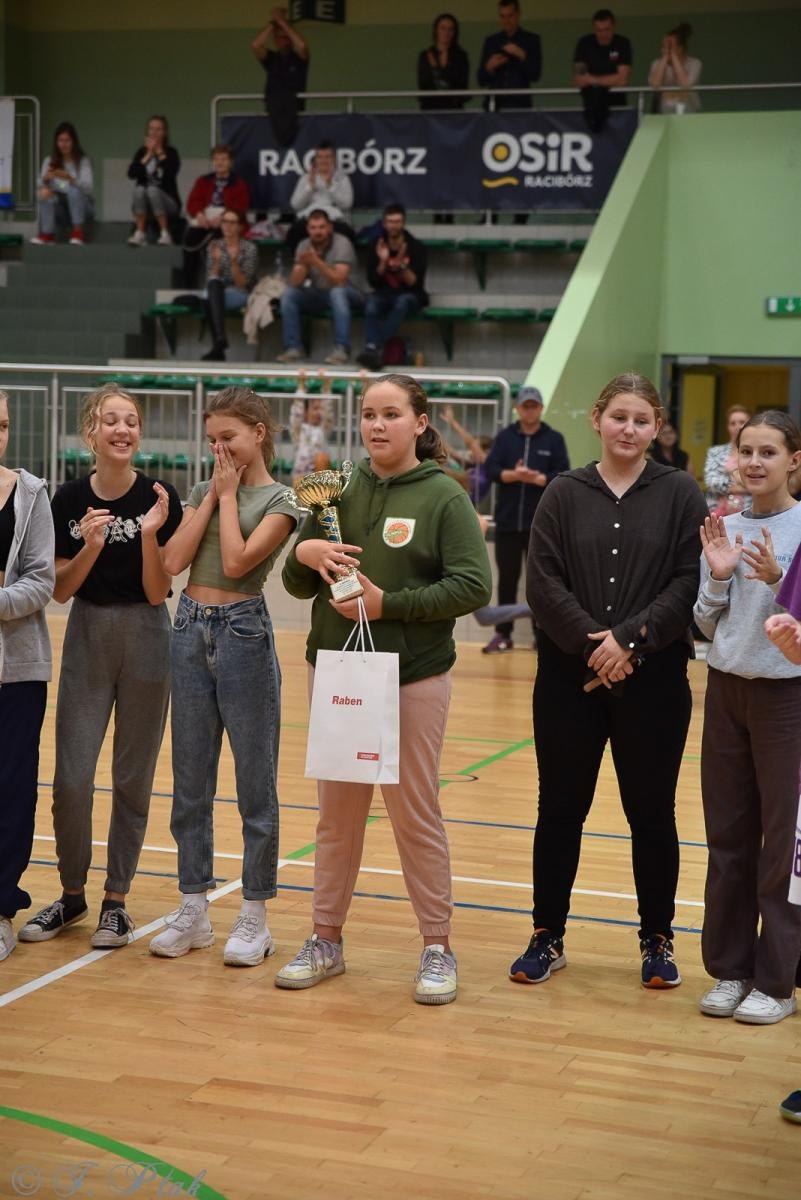 Zdjęcie w galerii na portalu naszraciborz.pl: Młode koszykarki rywalizowały o puchar starosty [FOTO] wiadomości z regionu