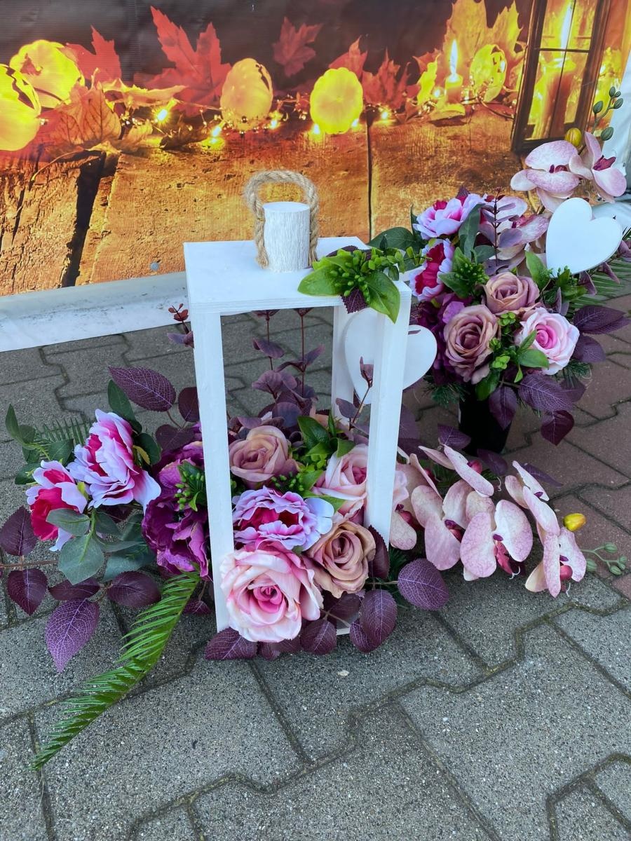 Zdjęcie w galerii na portalu naszraciborz.pl: Wszystkich Świętych coraz bliżej. Wszystko, co trzeba kupisz przy Auchan wiadomości z regionu