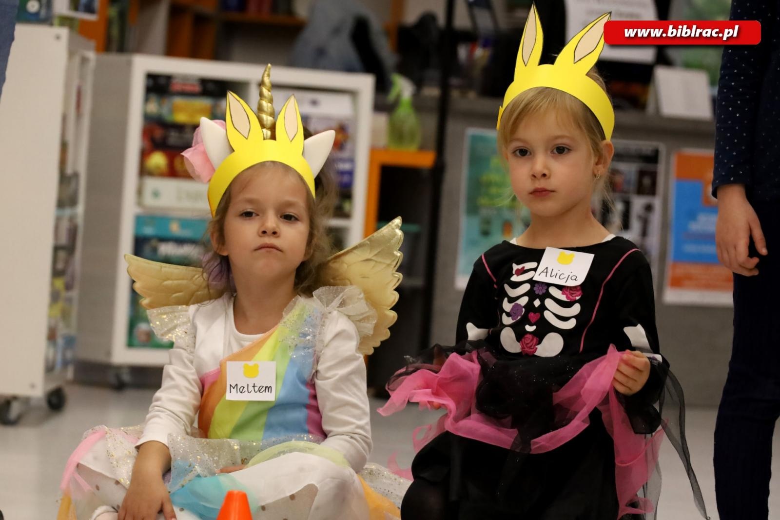 Zdjęcie w galerii na portalu naszraciborz.pl: Wiwat Kubuś! W bibliotece świętowano urodziny pewnego Misia [FOTO] wiadomości z regionu