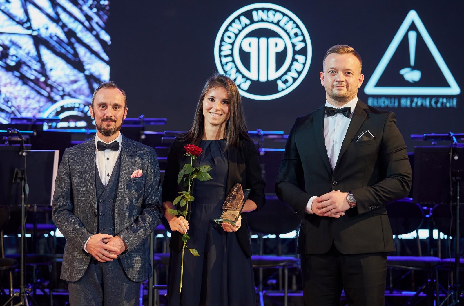 Zdjęcie w galerii na portalu naszraciborz.pl: Okręgowy Inspektorat Pracy w Katowicach nagrodził firmę z Raciborza wiadomości z regionu