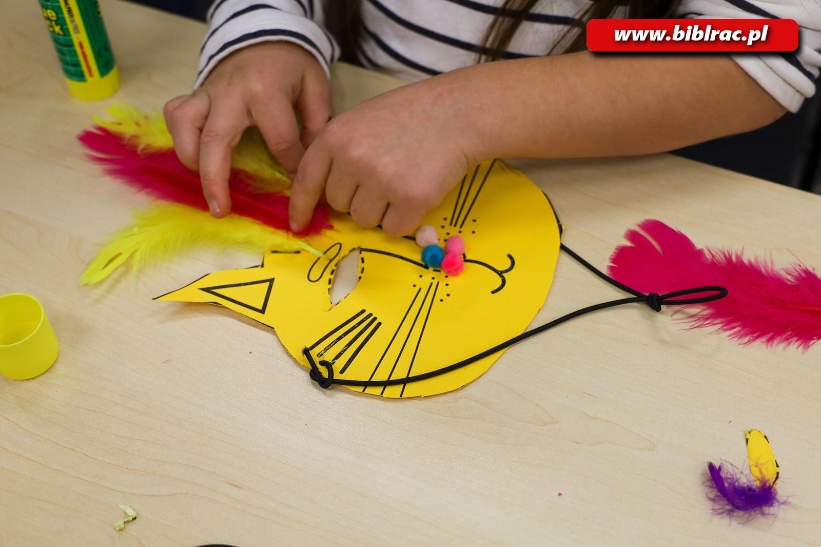 Zdjęcie w galerii na portalu naszraciborz.pl: Kocia Szajka przejęła raciborską bibliotekę! wiadomości z regionu