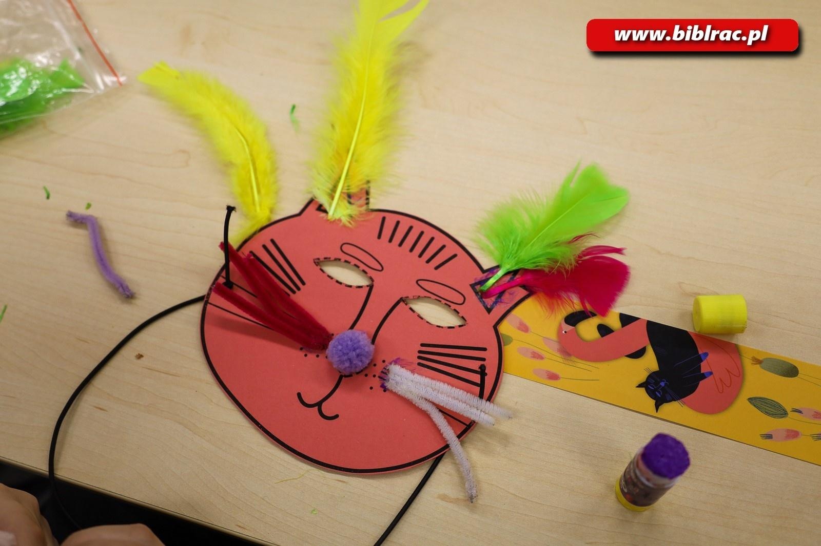 Zdjęcie w galerii na portalu naszraciborz.pl: Kocia Szajka przejęła raciborską bibliotekę! wiadomości z regionu