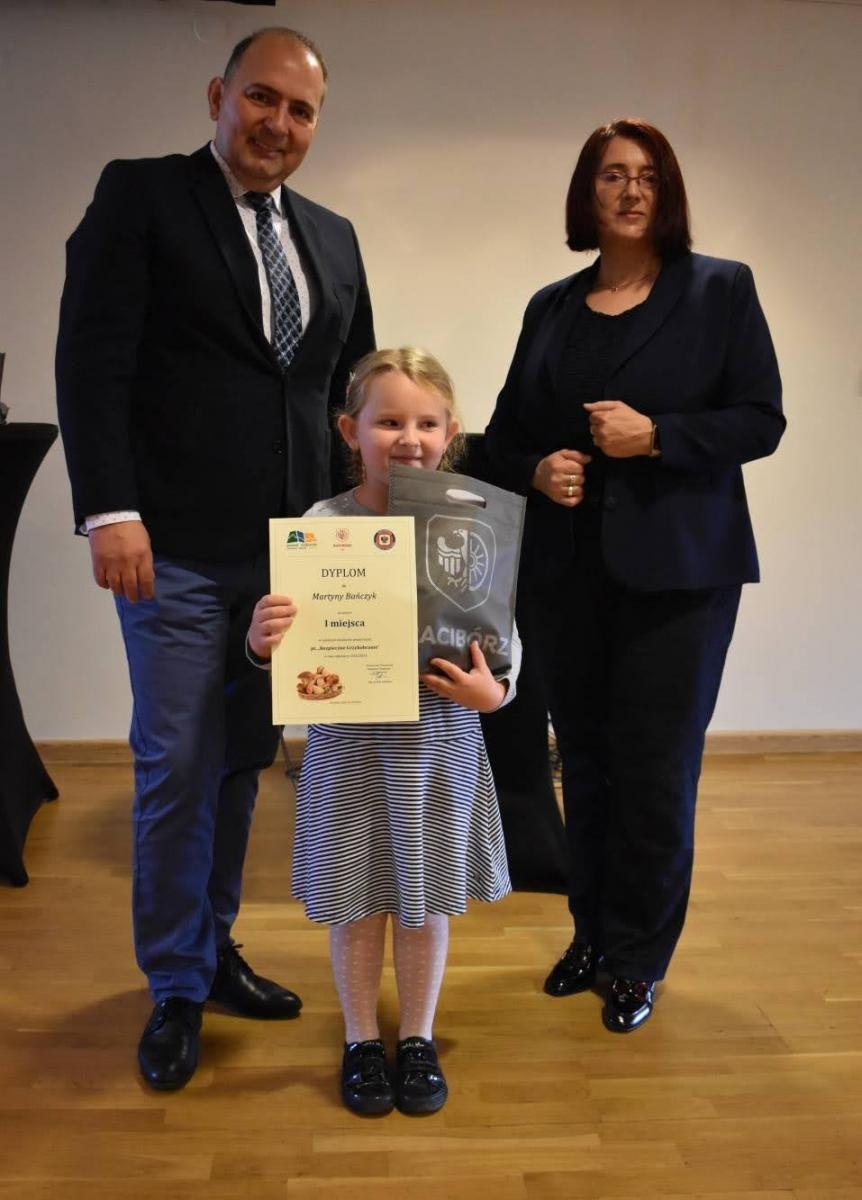 Zdjęcie w galerii na portalu naszraciborz.pl: Konkurs plastyczny Bezpieczne Grzybobranie rozstrzygnięty wiadomości z regionu