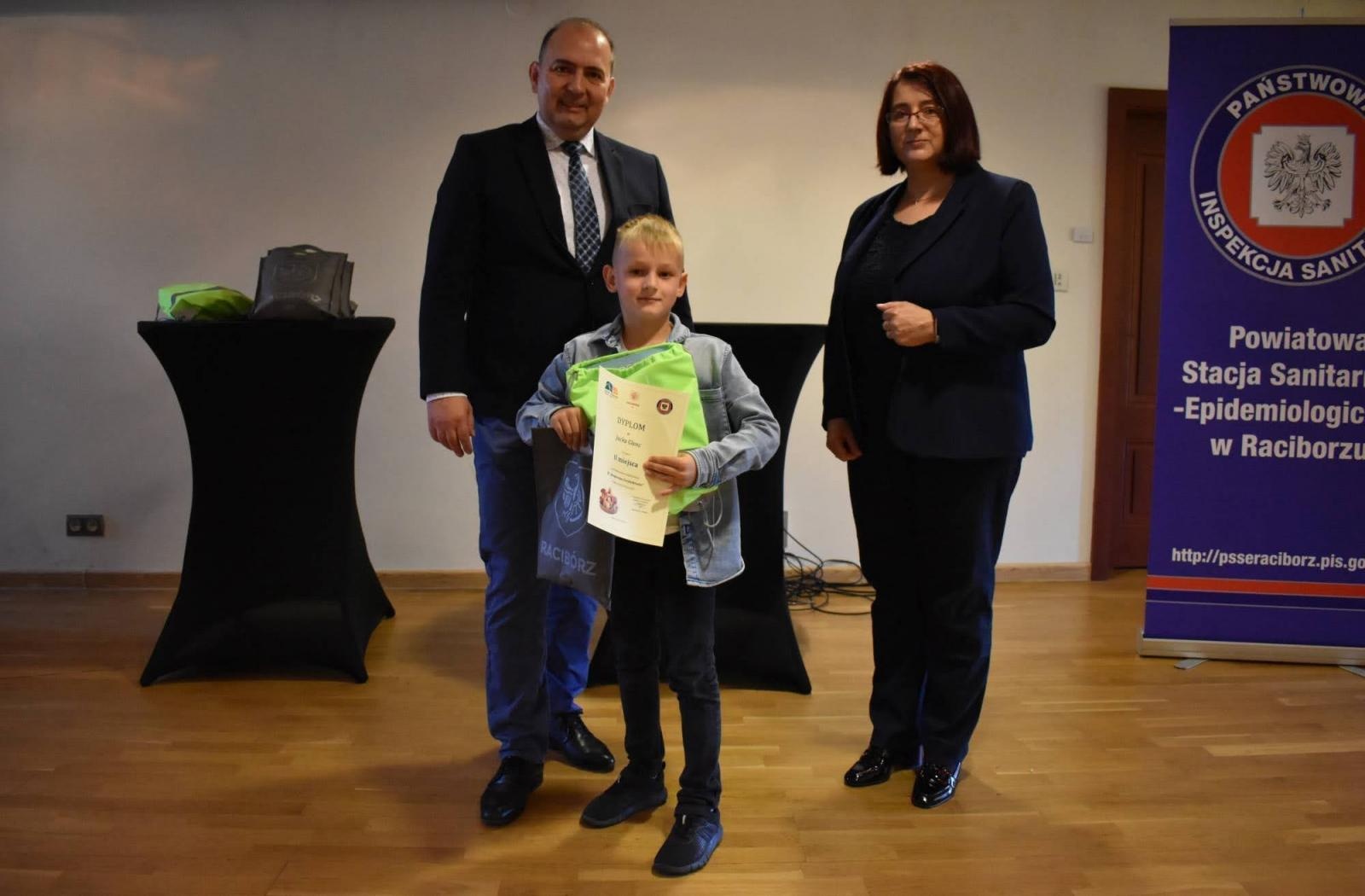 Zdjęcie w galerii na portalu naszraciborz.pl: Konkurs plastyczny Bezpieczne Grzybobranie rozstrzygnięty wiadomości z regionu