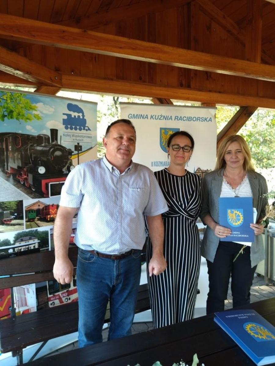 Zdjęcie w galerii na portalu naszraciborz.pl: Gminne święto edukacji w Kuźni Raciborskiej wiadomości z regionu