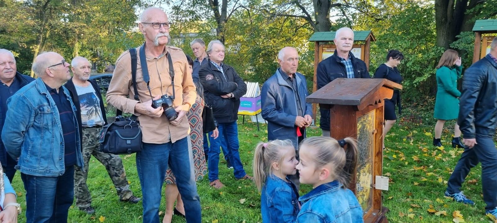 Zdjęcie w galerii na portalu naszraciborz.pl: Niedaleko Raciborza otwarto edukacyjną ścieżkę pszczelarską wiadomości z regionu