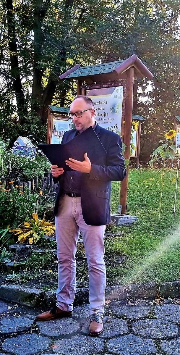 Zdjęcie w galerii na portalu naszraciborz.pl: Niedaleko Raciborza otwarto edukacyjną ścieżkę pszczelarską wiadomości z regionu