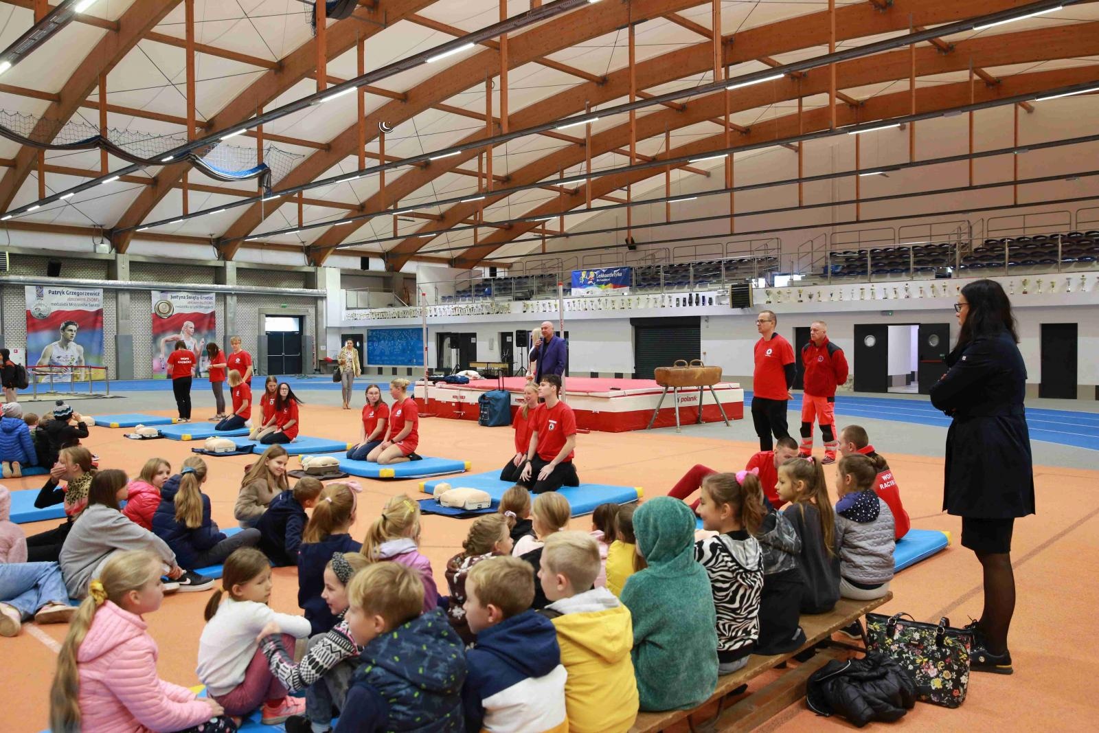 Zdjęcie w galerii na portalu naszraciborz.pl: Europejski Dzień Przywracania Czynności Serca w ZSOMS wiadomości z regionu