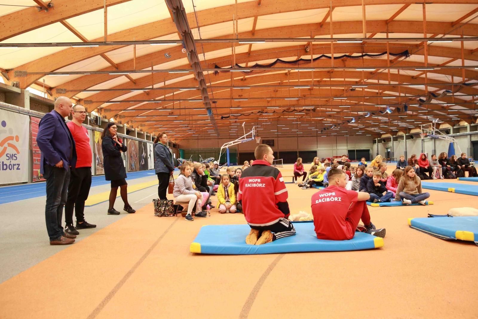 Zdjęcie w galerii na portalu naszraciborz.pl: Europejski Dzień Przywracania Czynności Serca w ZSOMS wiadomości z regionu