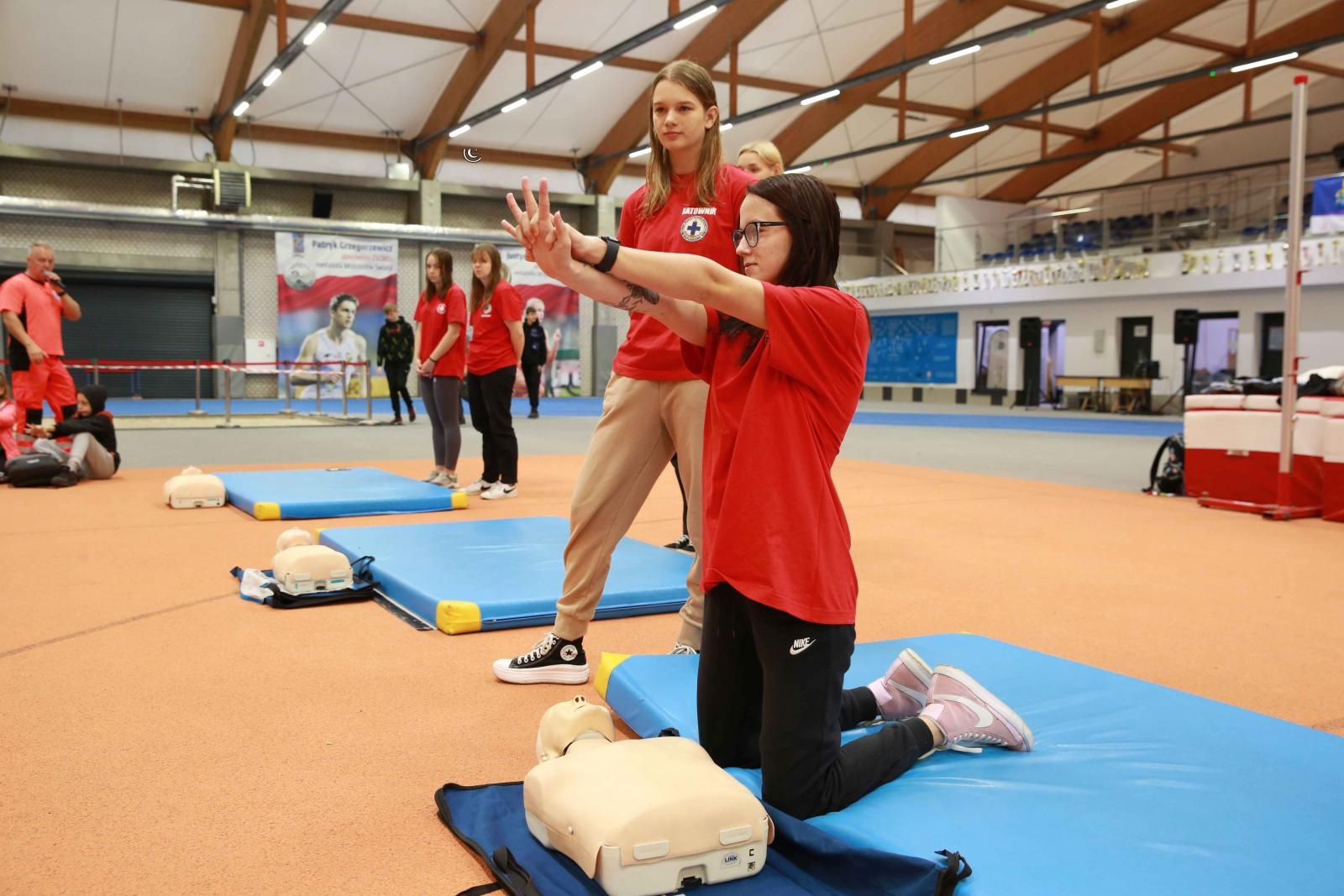 Zdjęcie w galerii na portalu naszraciborz.pl: Europejski Dzień Przywracania Czynności Serca w ZSOMS wiadomości z regionu