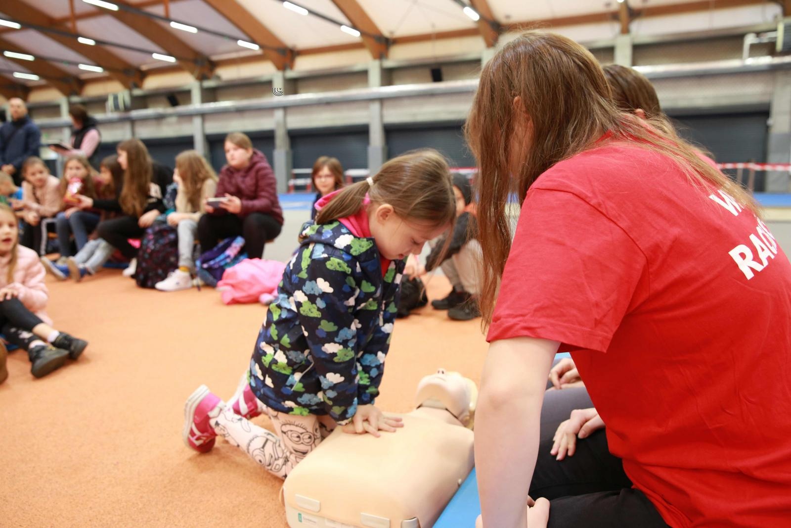 Zdjęcie w galerii na portalu naszraciborz.pl: Europejski Dzień Przywracania Czynności Serca w ZSOMS wiadomości z regionu