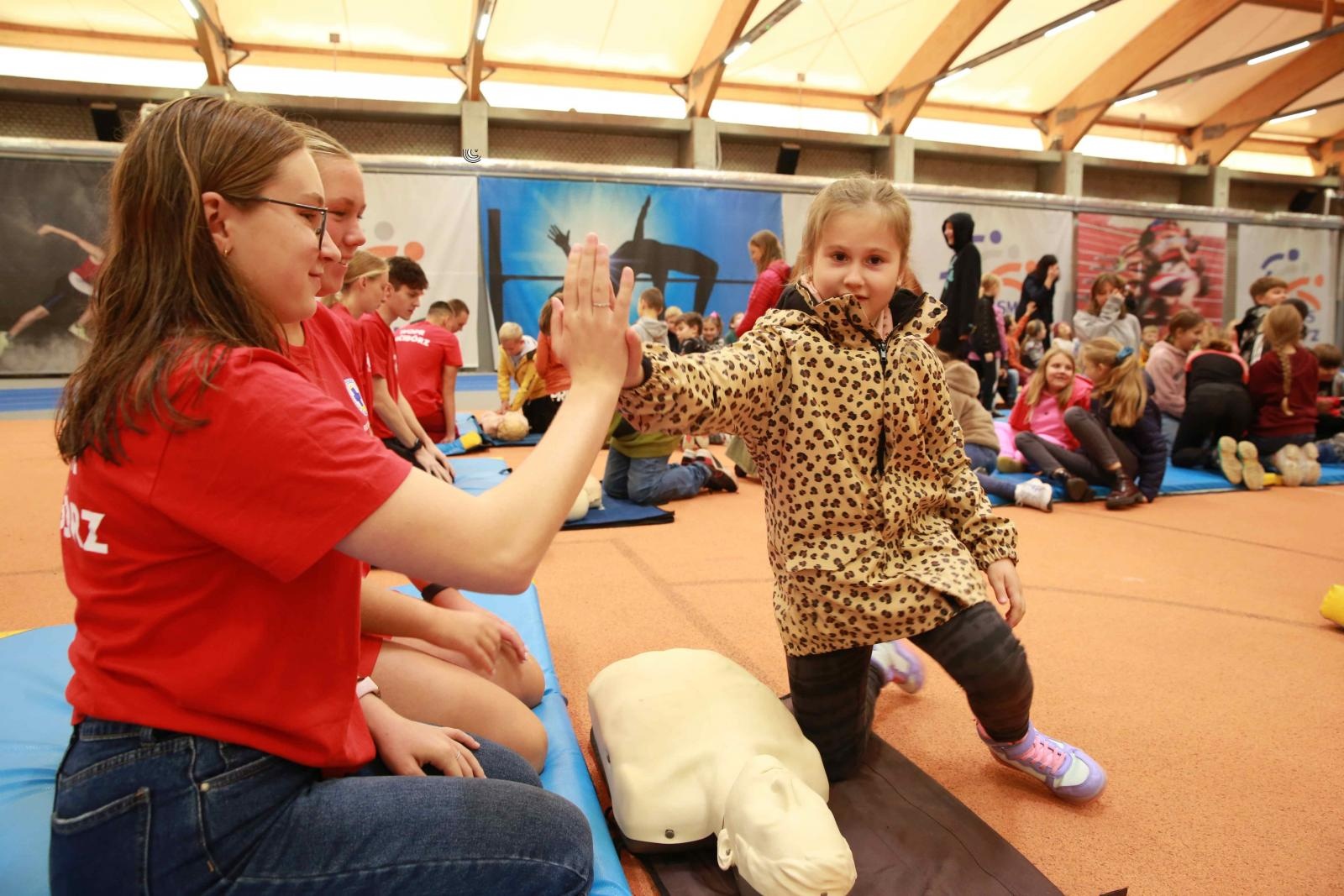 Zdjęcie w galerii na portalu naszraciborz.pl: Europejski Dzień Przywracania Czynności Serca w ZSOMS wiadomości z regionu