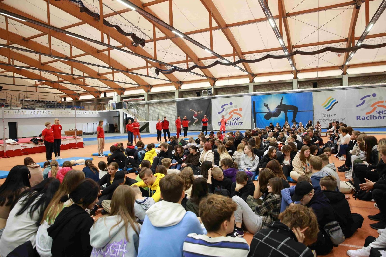 Zdjęcie w galerii na portalu naszraciborz.pl: Europejski Dzień Przywracania Czynności Serca w ZSOMS wiadomości z regionu