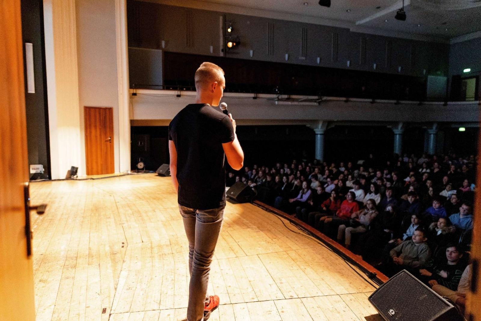 Zdjęcie w galerii na portalu naszraciborz.pl: Raciborski Festiwal Podróżniczy WIATRAKI kręci się już po raz 18! wiadomości z regionu