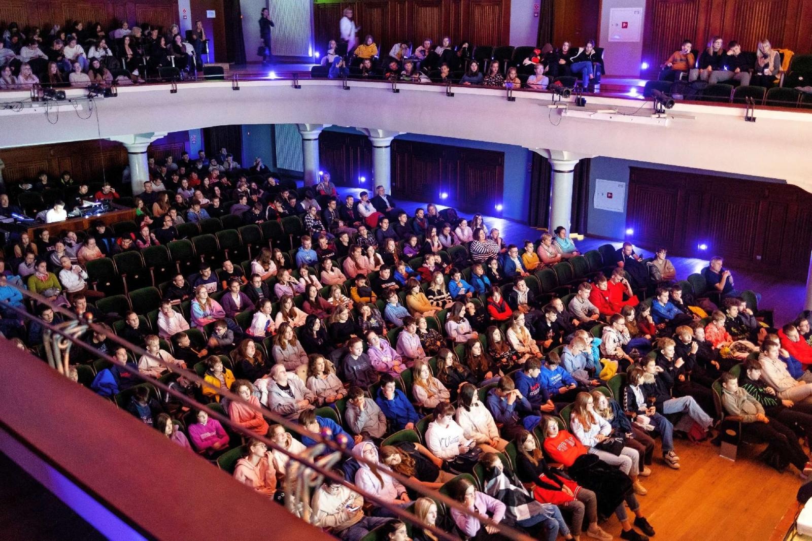 Zdjęcie w galerii na portalu naszraciborz.pl: Raciborski Festiwal Podróżniczy WIATRAKI kręci się już po raz 18! wiadomości z regionu