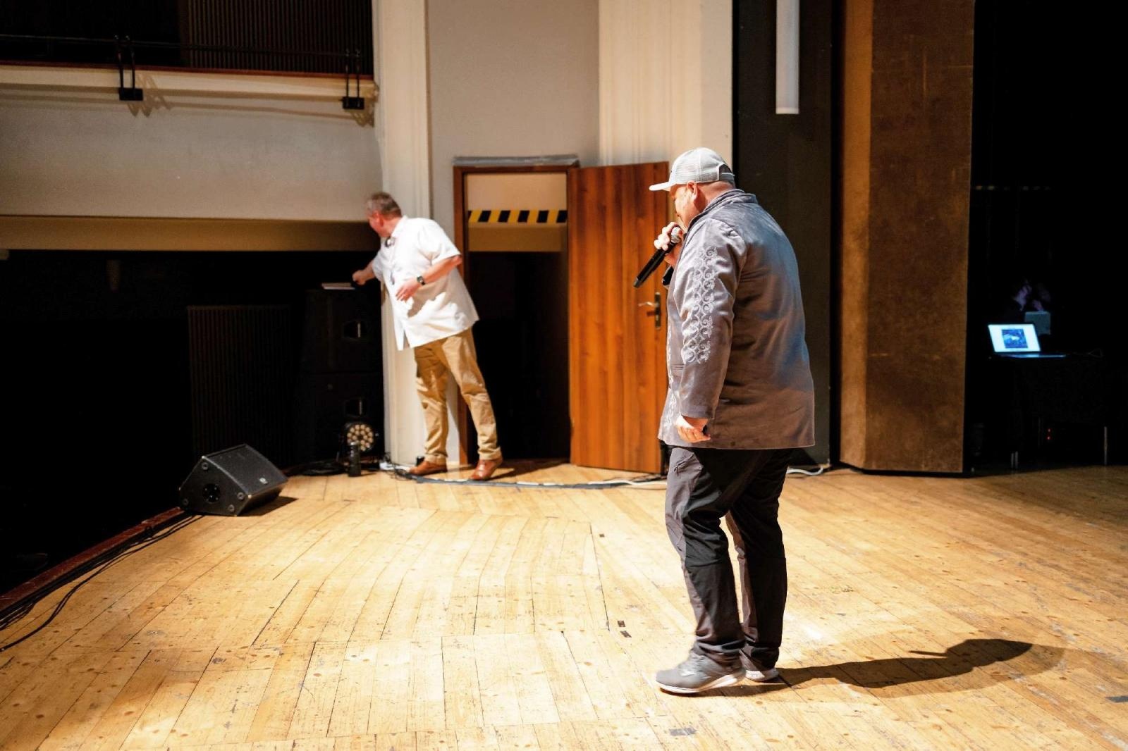 Zdjęcie w galerii na portalu naszraciborz.pl: Raciborski Festiwal Podróżniczy WIATRAKI kręci się już po raz 18! wiadomości z regionu