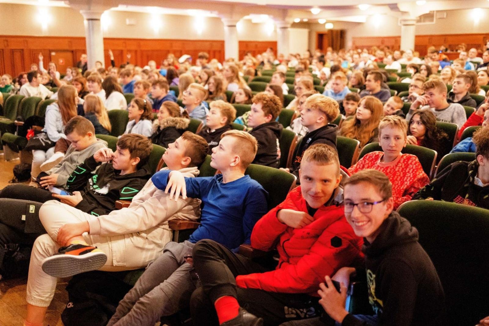 Zdjęcie w galerii na portalu naszraciborz.pl: Raciborski Festiwal Podróżniczy WIATRAKI kręci się już po raz 18! wiadomości z regionu