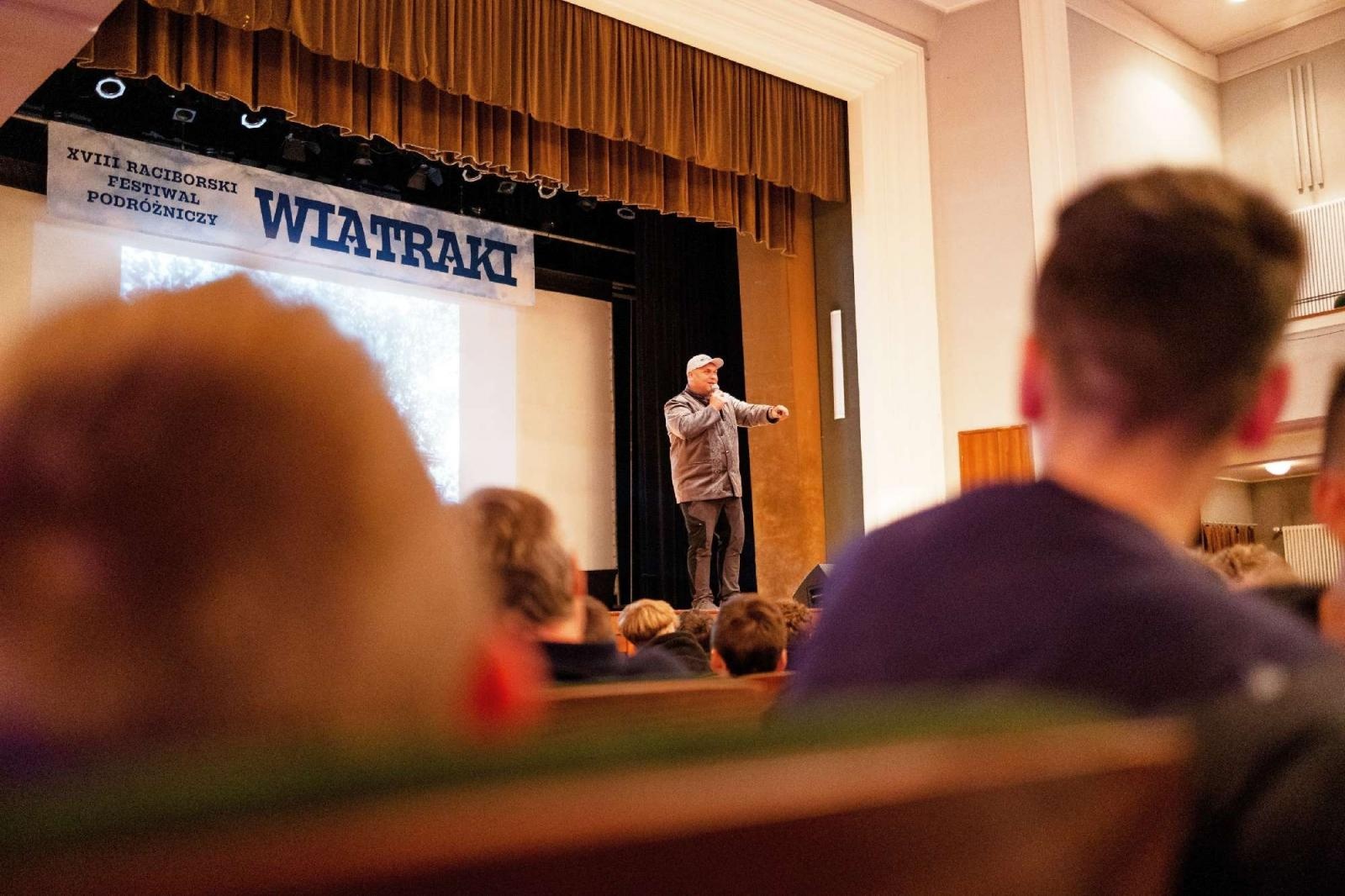 Zdjęcie w galerii na portalu naszraciborz.pl: Raciborski Festiwal Podróżniczy WIATRAKI kręci się już po raz 18! wiadomości z regionu