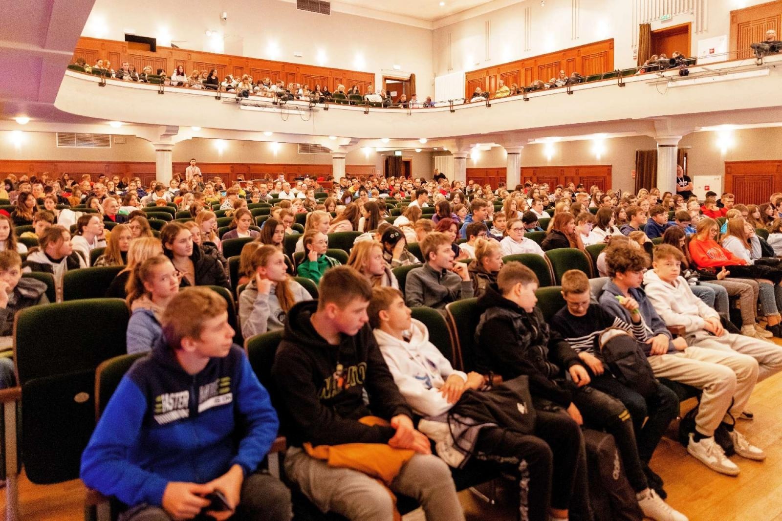Zdjęcie w galerii na portalu naszraciborz.pl: Raciborski Festiwal Podróżniczy WIATRAKI kręci się już po raz 18! wiadomości z regionu