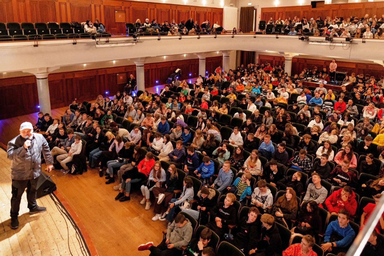 Zdjęcie w galerii na portalu naszraciborz.pl: Raciborski Festiwal Podróżniczy WIATRAKI kręci się już po raz 18! wiadomości z regionu